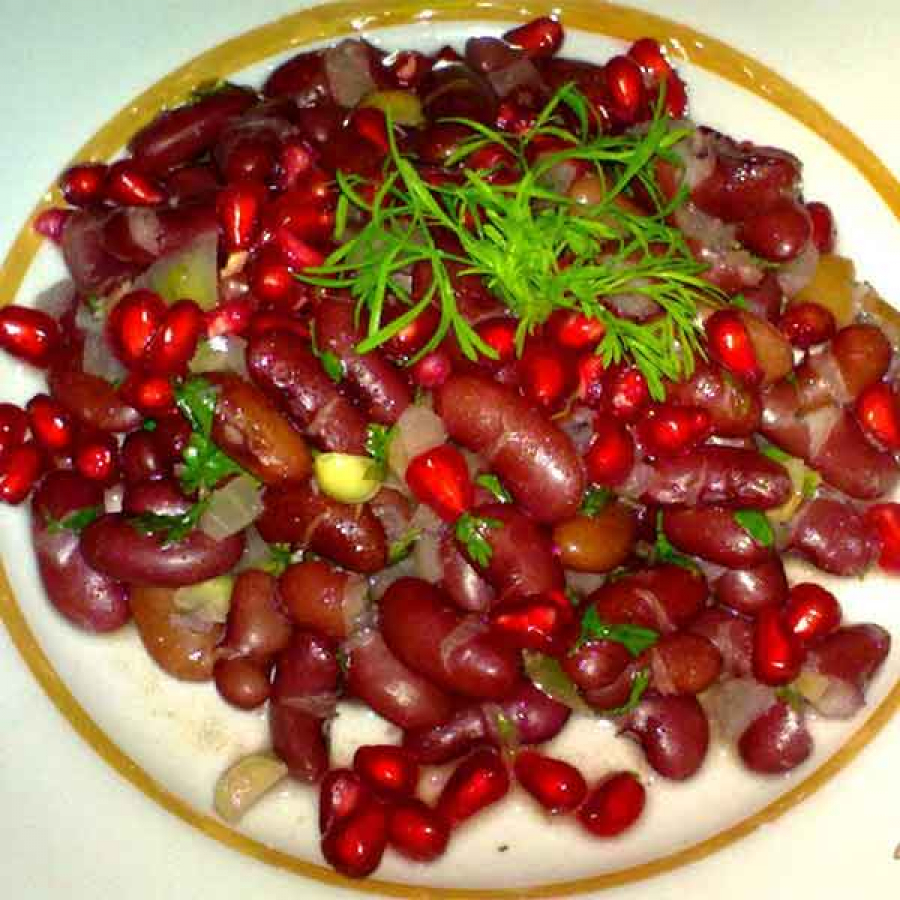 Раджма Анардана (красная фасоль с гранатом)