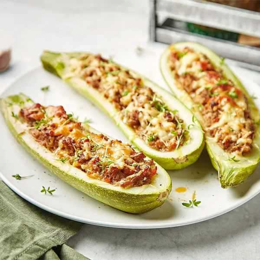 Цуккини, фаршированные соевыми бобами