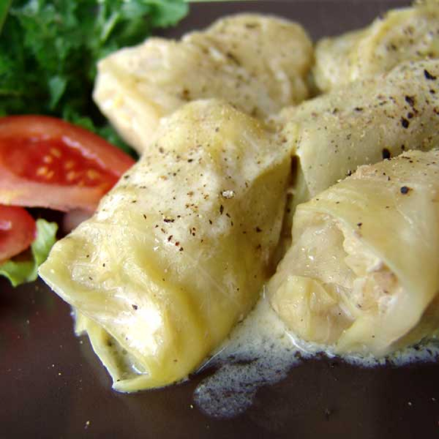 Голубцы с кокосовым соусом