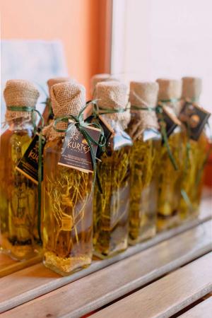 Оливковое масло первого отжима с чабрецом, чили и горчицей (olive oil extra virgin) Kurtes | Куртэс 250мл